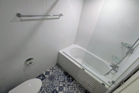 Condo in Watthana, Bangkok, Thailand, 2 bedrooms  № 159006 - photo 13