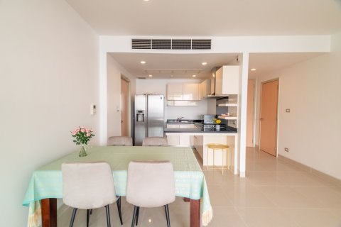 Condo in Khlong San, Bangkok, Thailand, 2 bedrooms  № 154617 - photo 2