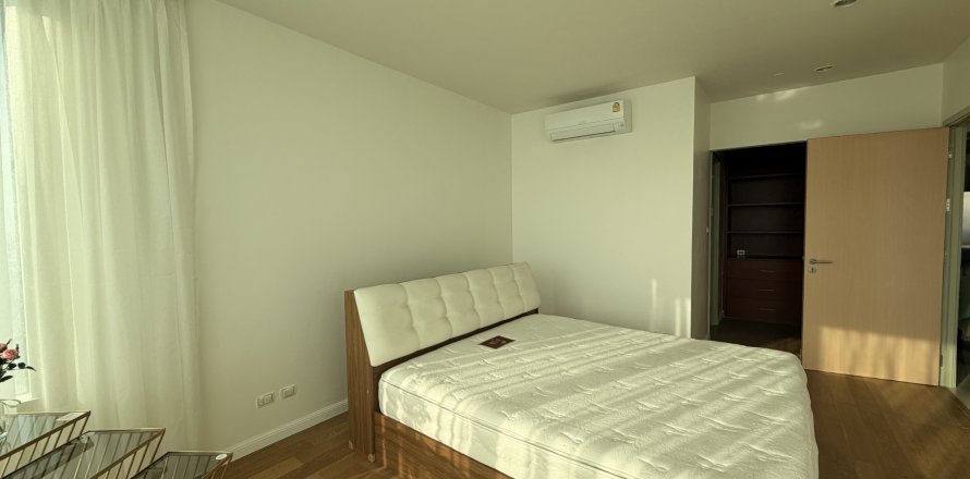 Condo à Khlong San, Bangkok, Thaïlande, 2 chambres № 154617