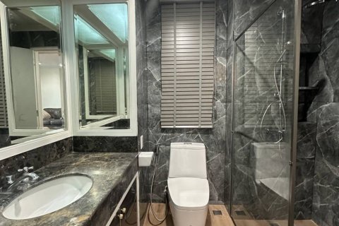 Condo in Khlong San, Bangkok, Thailand, 1 bedroom № 154611 - photo 8