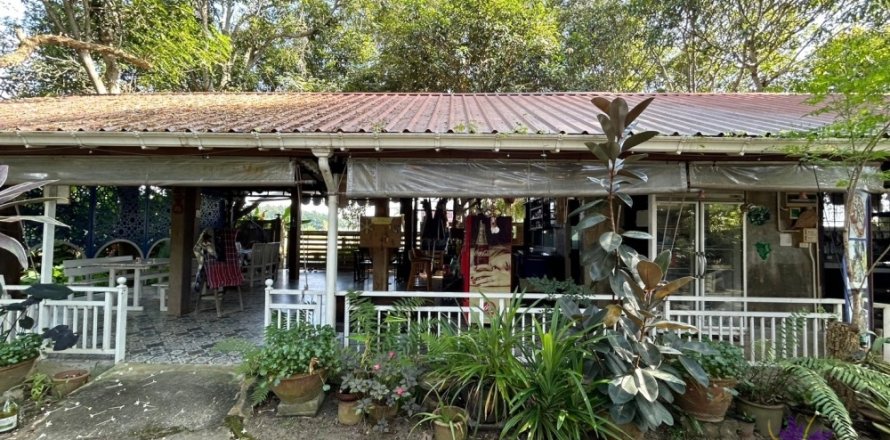 Propriété commerciale à Mae Rim, Thaïlande № 200334