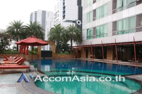 Condo in Sathon, Bangkok, Thailand, 2 bedrooms  № 217461