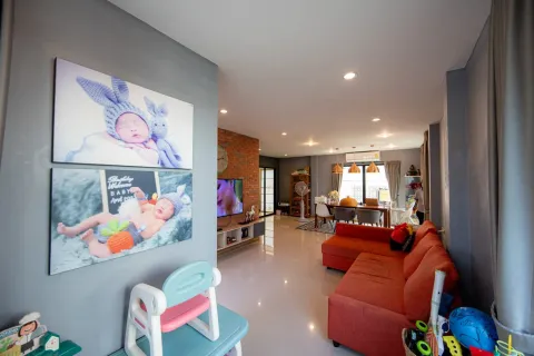 Maison à Pathum Thani, Thaïlande 3 chambres № 170491 - photo 12