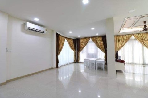 Maison à Prawet, Bangkok, Thaïlande 3 chambres № 170488 - photo 3