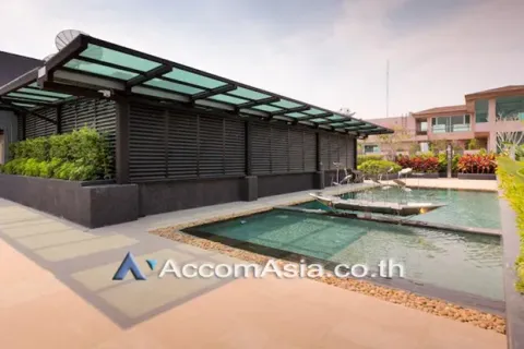 Condo à Watthana, Bangkok, Thaïlande, 2 chambres  № 218550