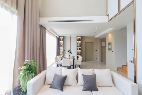 Villa in Pattaya, Thailand 4 bedrooms № 166531 - photo 3