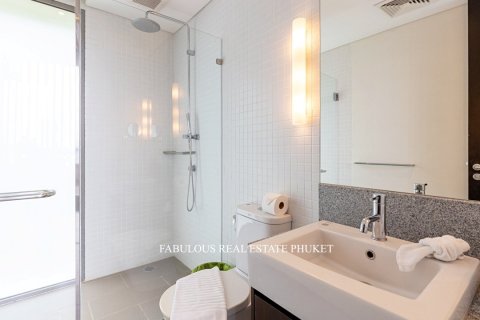 Villa in Pa Klok, Thailand 4 bedrooms № 179629 - photo 12