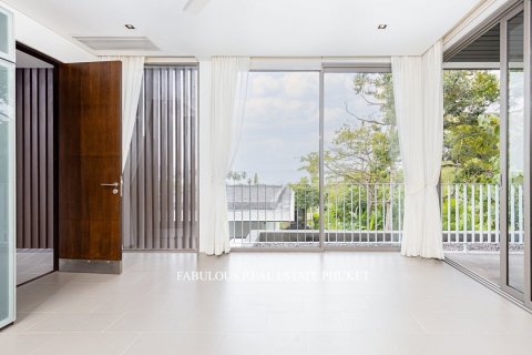Villa in Pa Klok, Thailand 4 bedrooms № 179629 - photo 11