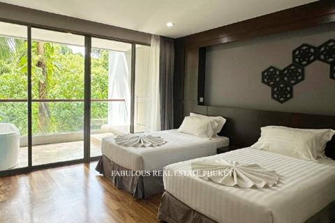 Condo in Bang Tao, Thailand, 2 bedrooms № 179626 - photo 6