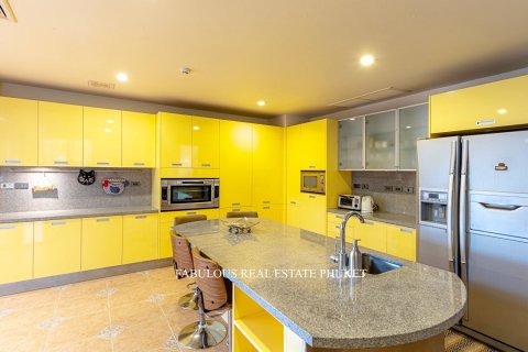 Villa in Pa Klok, Thailand 5 bedrooms № 179628 - photo 3