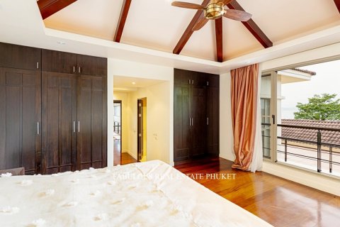 Villa in Pa Klok, Thailand 5 bedrooms № 179628 - photo 16