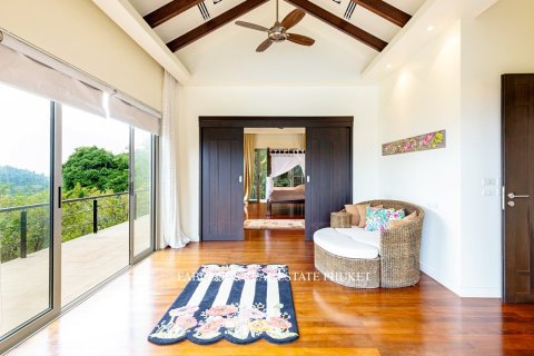 Villa in Pa Klok, Thailand 5 bedrooms № 179628 - photo 9