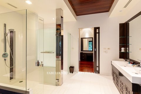 Villa in Pa Klok, Thailand 5 bedrooms № 179628 - photo 12