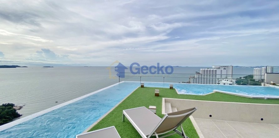 Studio in the Condo in Pattaya, Thailand № 204662