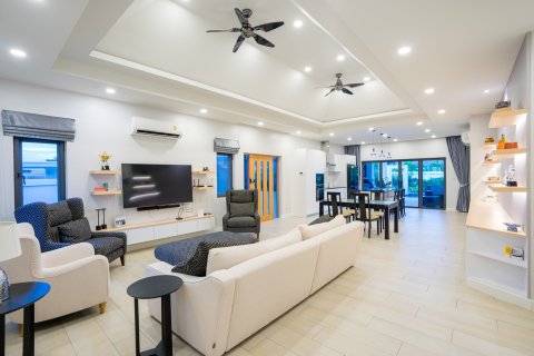 Villa in Hua Hin, Thailand 2 Schlafzimmer № 165485 - Foto 22