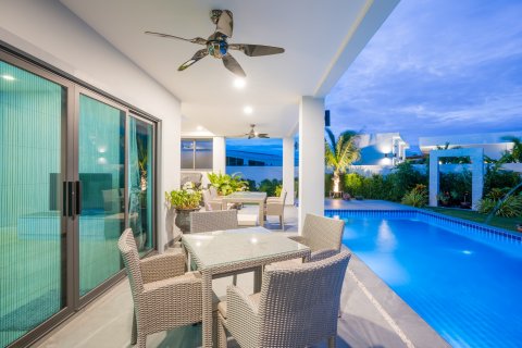 Villa à Hua Hin, Thaïlande 3 chambres № 165484 - photo 7