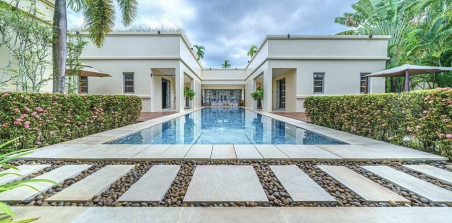 Вилла в Пхукете, Таиланд с 4 спальнями  № 137963