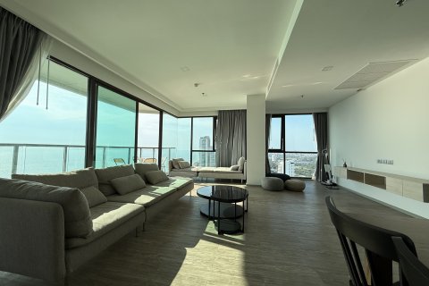 Condo in Pattaya, Thailand, 3 bedrooms  № 137967 - photo 2