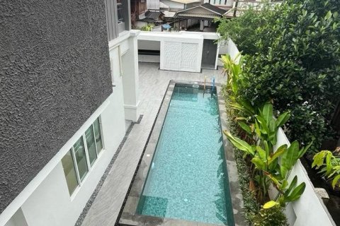 Вилла в Чиангмае, Таиланд с 5 спальнями  № 140081 - фото 4