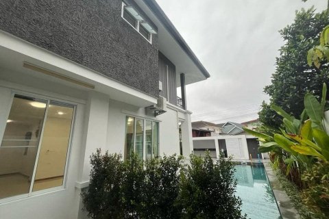 Вилла в Чиангмае, Таиланд с 5 спальнями  № 140081 - фото 5