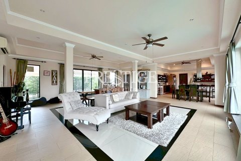 บ้านในพัทยา, ประเทศไทย 4 ห้องนอน № 198122 - รูปถ่าย 2