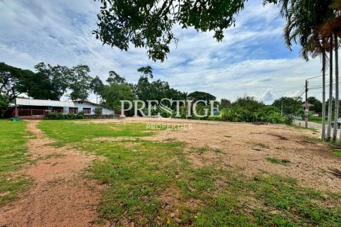 Land in Pattaya, Thailand 85 sq.m. № 198121 - photo 13