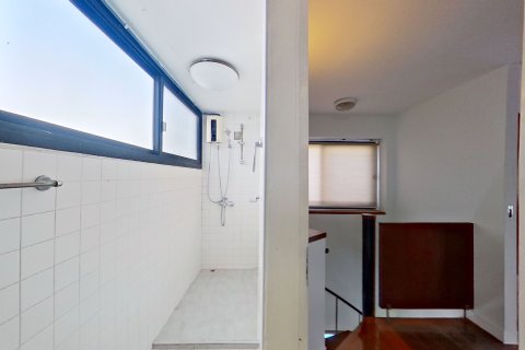 Кондоминиум с 2 спальнями в Ваттхане, Бангкок, Таиланд № 149096 - фото 10