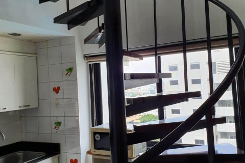 Кондоминиум с 2 спальнями в Ваттхане, Бангкок, Таиланд № 149096 - фото 15