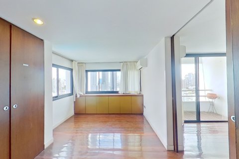 Кондоминиум с 2 спальнями в Ваттхане, Бангкок, Таиланд № 149096 - фото 6