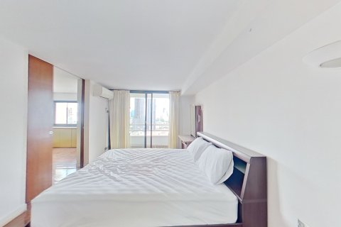 Кондоминиум с 2 спальнями в Ваттхане, Бангкок, Таиланд № 149096 - фото 7