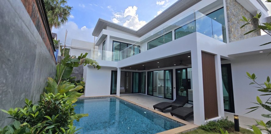 Villa à Phuket, Thaïlande 3 chambres № 149095