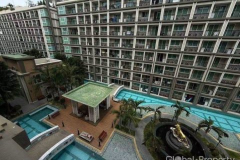 Condo in Pattaya, Thailand, 1 bedroom  № 232983 - photo 2