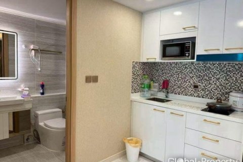 Condo in Pattaya, Thailand, 1 bedroom  № 232983 - photo 8