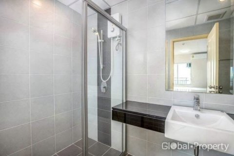 Condo in Pattaya, Thailand, 1 bedroom  № 232981 - photo 8