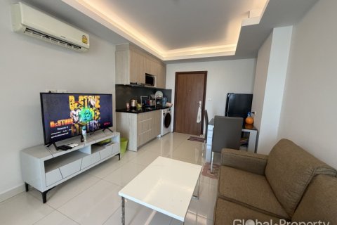 Condo in Pattaya, Thailand, 1 bedroom  № 232982 - photo 13