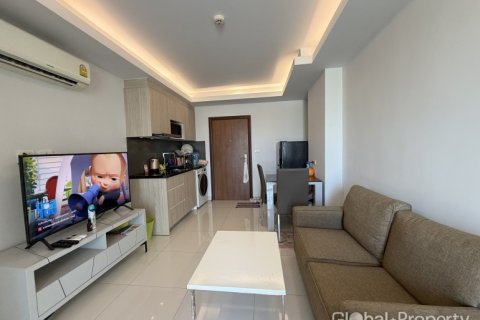 Condo in Pattaya, Thailand, 1 bedroom  № 232982 - photo 15