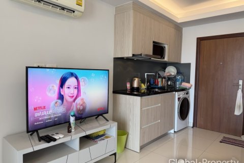 Condo in Pattaya, Thailand, 1 bedroom  № 232982 - photo 18