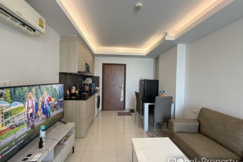 Condo in Pattaya, Thailand, 1 bedroom  № 232982 - photo 16