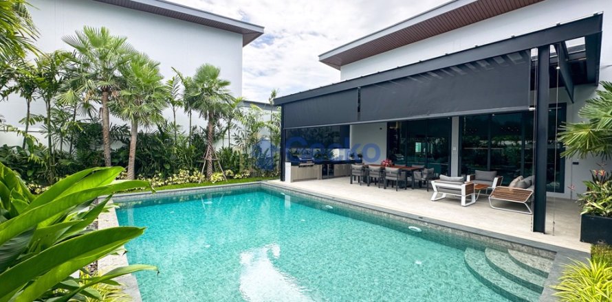 Maison à Pattaya, Thaïlande 5 chambres № 196264