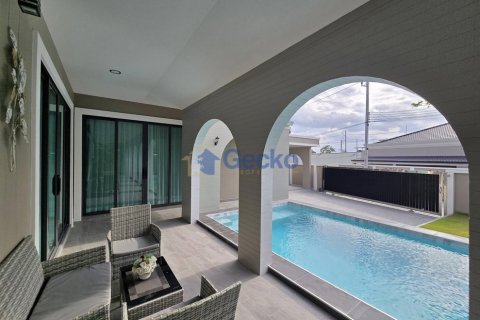 Haus in Pattaya, Thailand 4 Schlafzimmer № 196262 - Foto 17