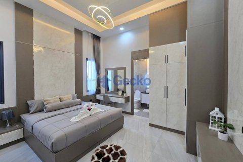 Haus in Pattaya, Thailand 4 Schlafzimmer № 196262 - Foto 30