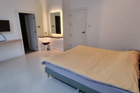 Villa à Pattaya, Thaïlande 4 chambres № 154540 - photo 9