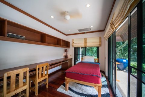 Villa on Nai Harn Beach, Thailand 5 bedrooms № 118702 - photo 24
