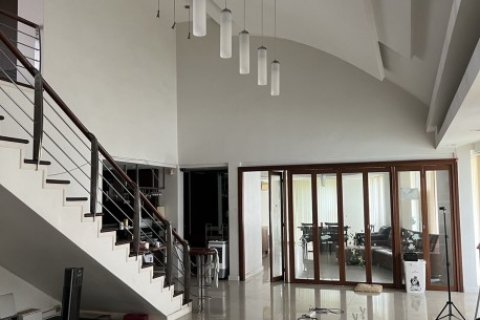 House in Bangkok, Thailand 4 bedrooms № 118700 - photo 4