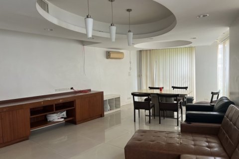 House in Bangkok, Thailand 4 bedrooms № 118700 - photo 2