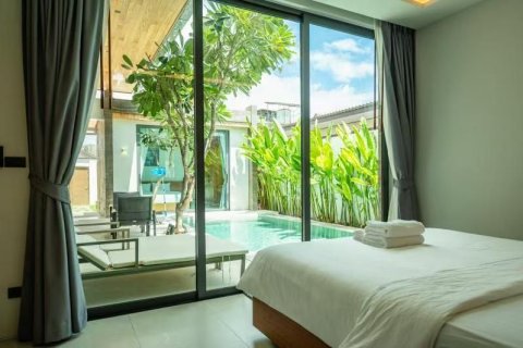 Villa in Phuket, Thailand 3 bedrooms № 140040 - photo 22