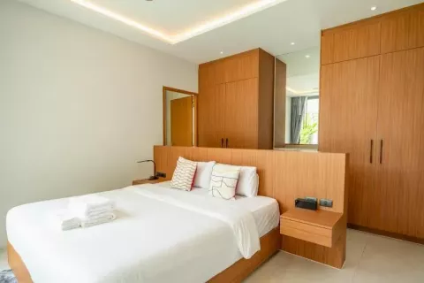 Villa in Phuket, Thailand 3 bedrooms № 140040 - photo 13