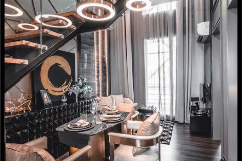 Кондоминиум с 2 спальнями в Бангкоке, Таиланд № 165005 - фото 4