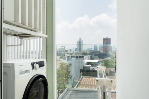 Studio dans le Condo à Khlong Toei, Bangkok, Thaïlande  № 158250 - photo 12