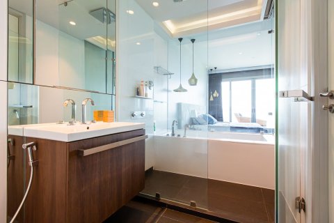 Кондоминиум с 2 спальнями в Патхум Ване, Бангкок, Таиланд № 158252 - фото 9